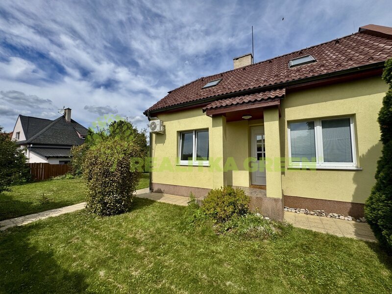 Prodej rodinného domu se zahradou v obci Lípa, okres Zlín, CP 747 m2